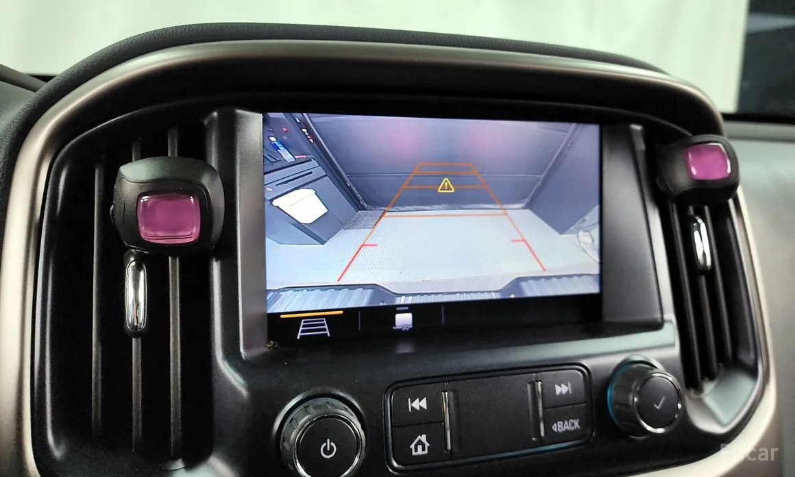 Фото 15 - Chevrolet Colorado