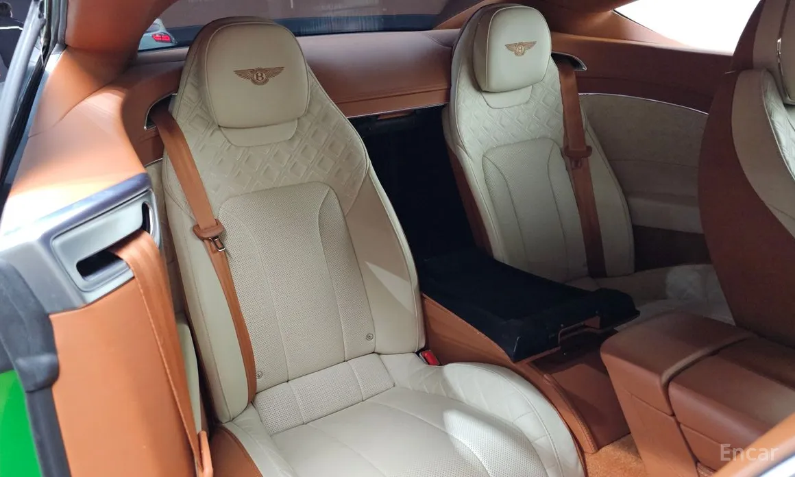 Фото 12 - Bentley Continental GT