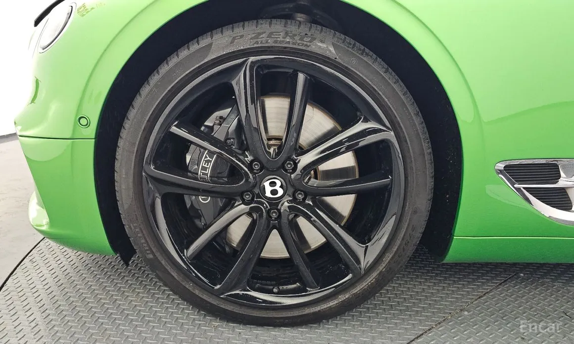 Фото 5 - Bentley Continental GT