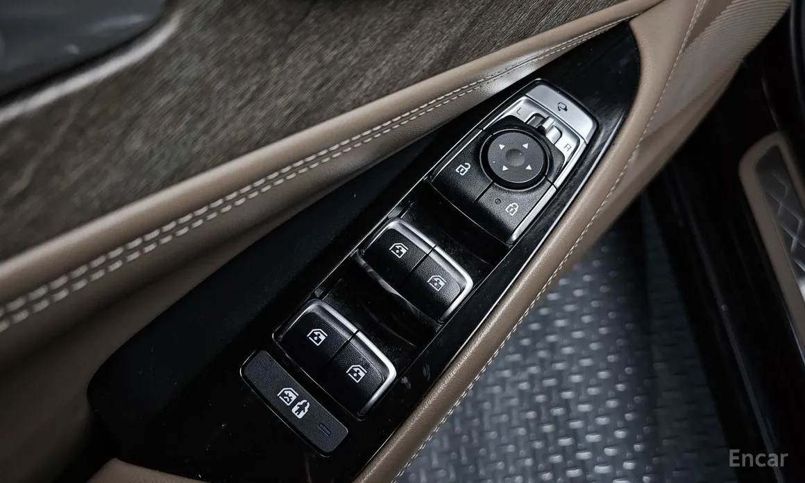 Фото 12 - Kia K8