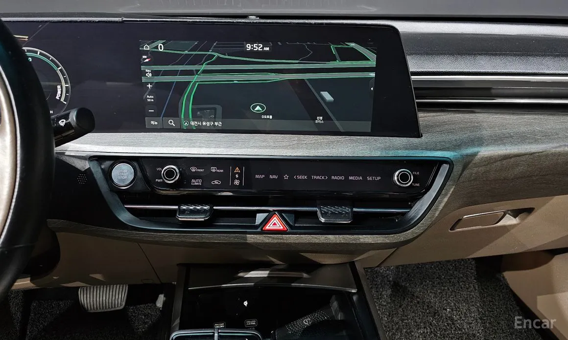 Фото 16 - Kia K8