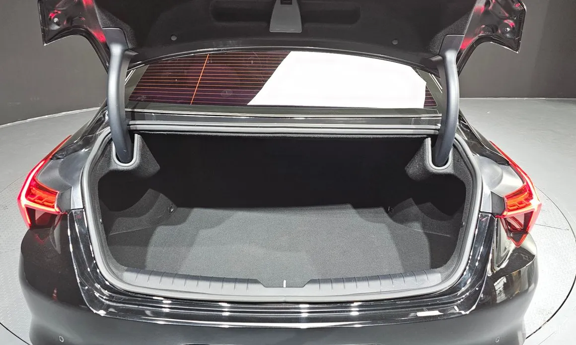 Фото 20 - Kia K8