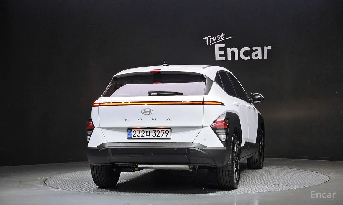 Фото 4 - Hyundai Kona