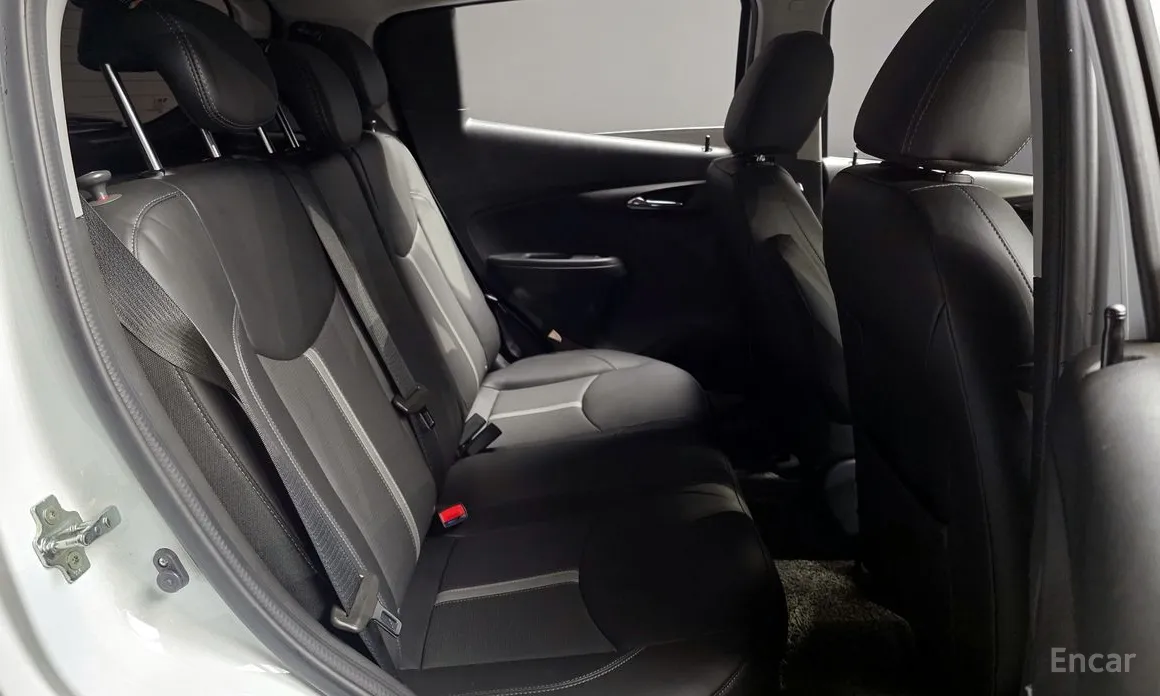 Фото 12 - Chevrolet Spark