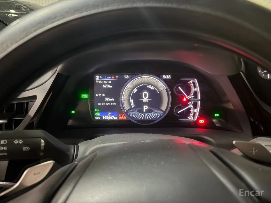 Фото 6 - Lexus ES