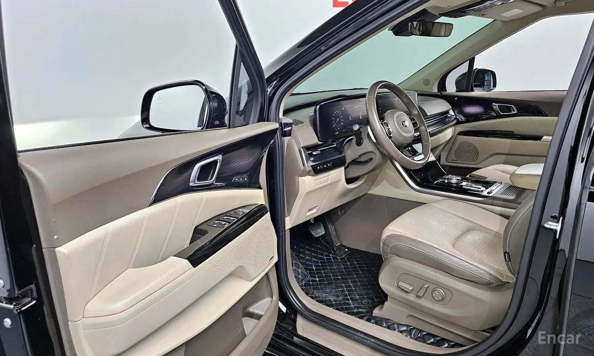 Фото 10 - Kia Carnival