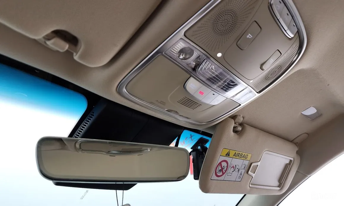 Фото 17 - Kia K9