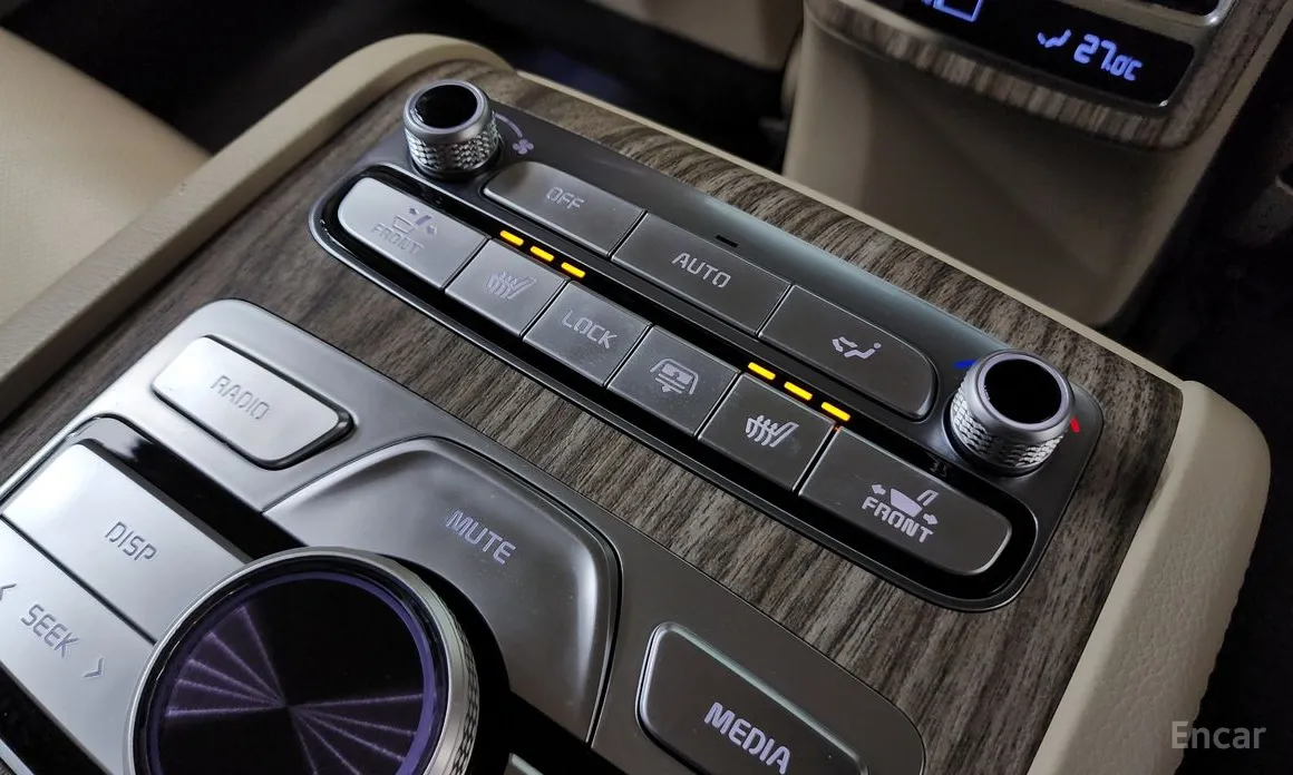 Фото 19 - Kia K9