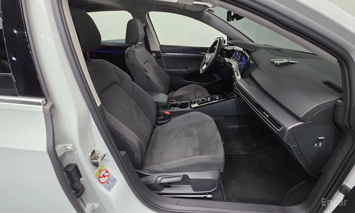 Фото 10 - Volkswagen Golf