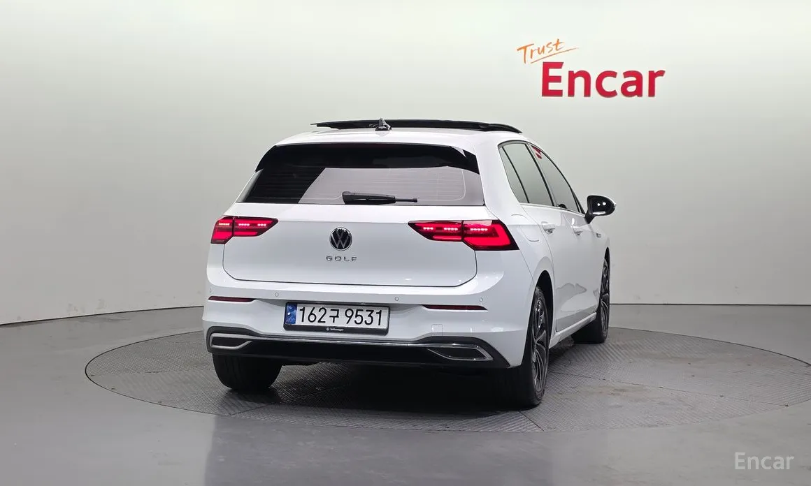 Фото 4 - Volkswagen Golf