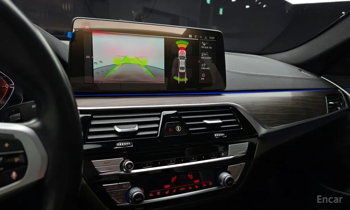 Фото 15 - BMW 5 Series