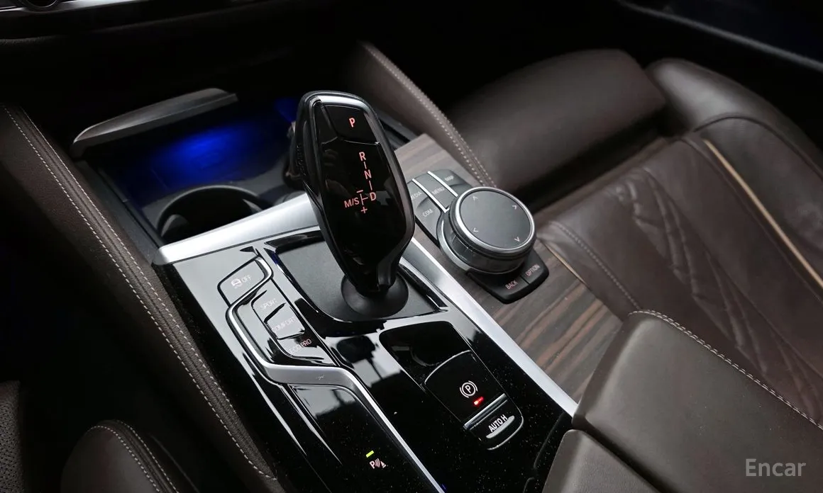 Фото 9 - BMW 5 Series