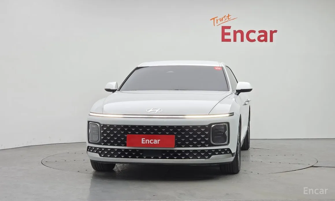 Фото 3 - Hyundai Grandeur