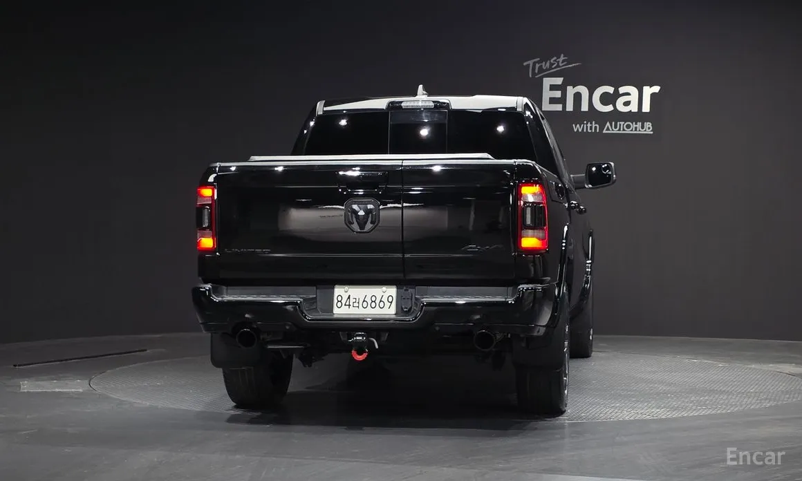 Фото 4 - Dodge Ram Pickup