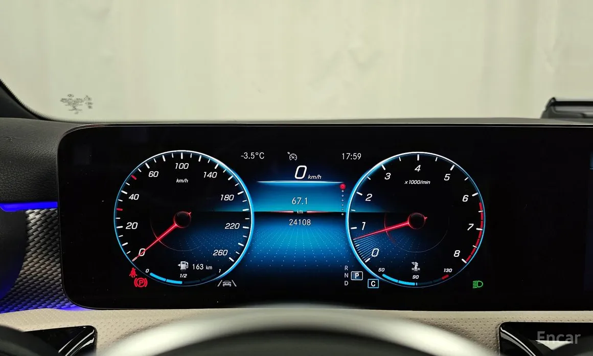 Фото 8 - Mercedes-Benz A-Class