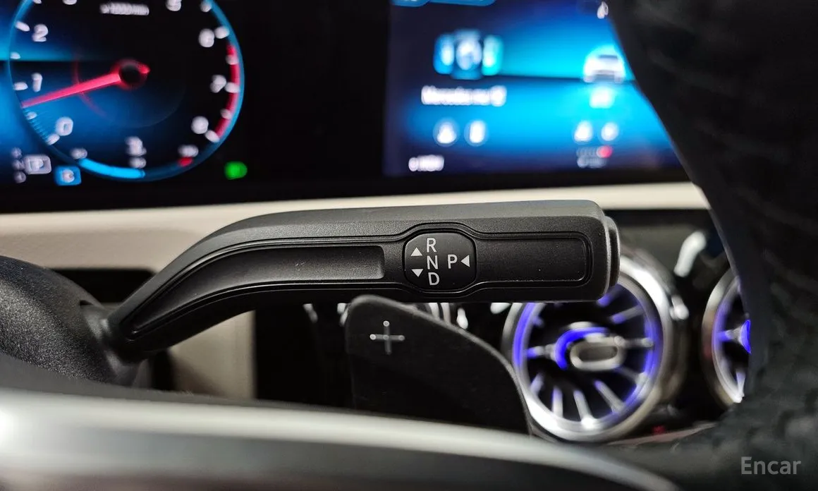 Фото 9 - Mercedes-Benz A-Class