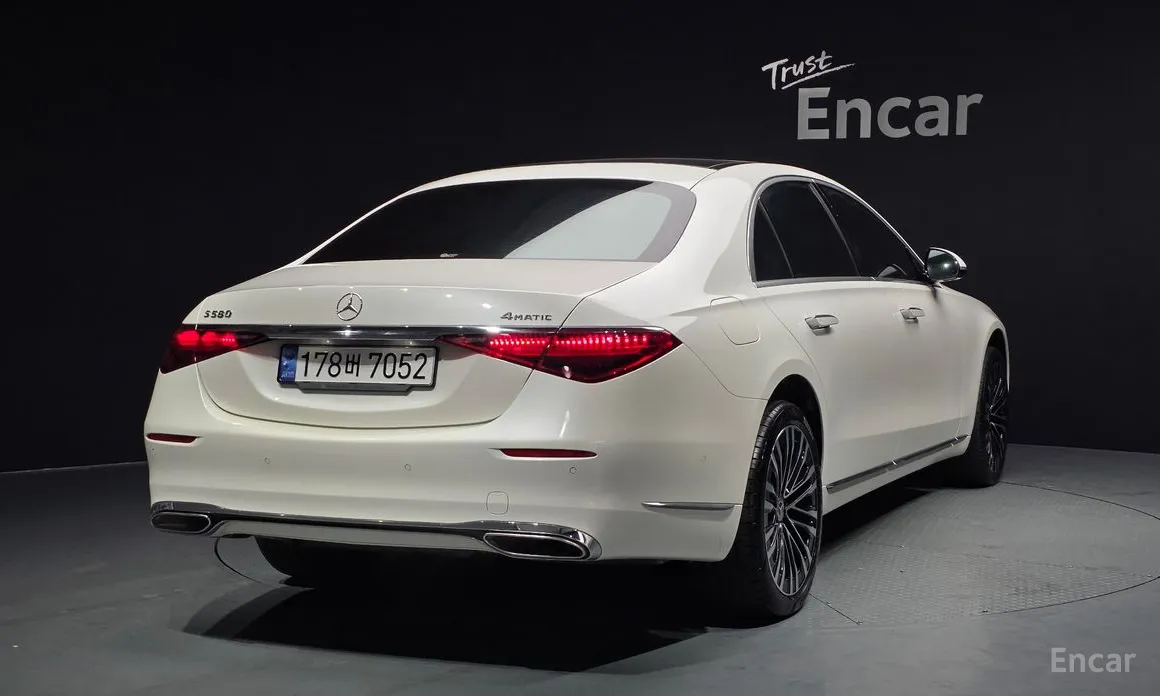 Фото 2 - Mercedes-Benz S-Class