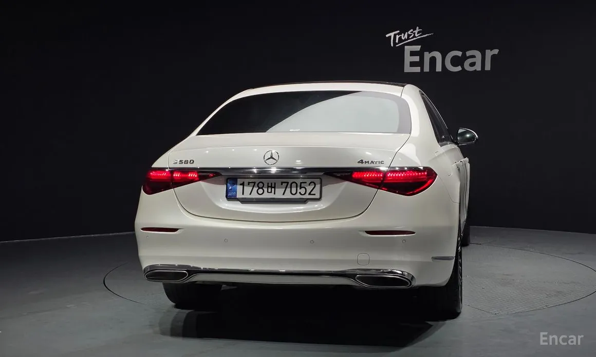 Фото 4 - Mercedes-Benz S-Class