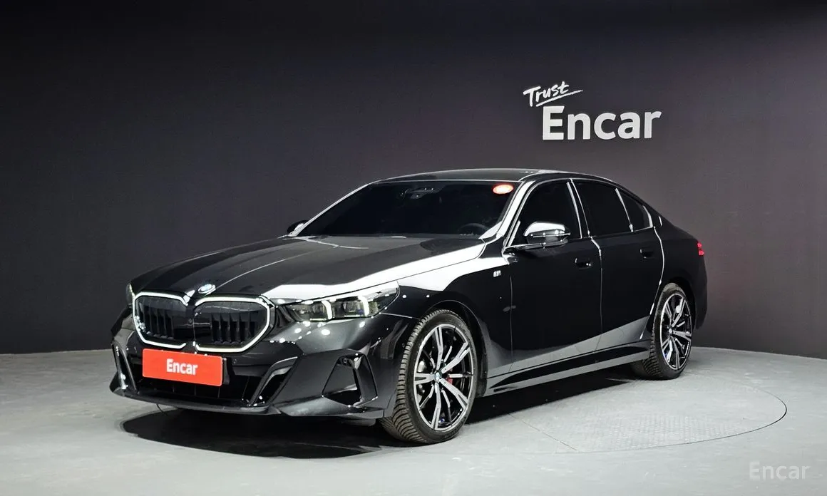 Фото 1 - BMW 5 Series