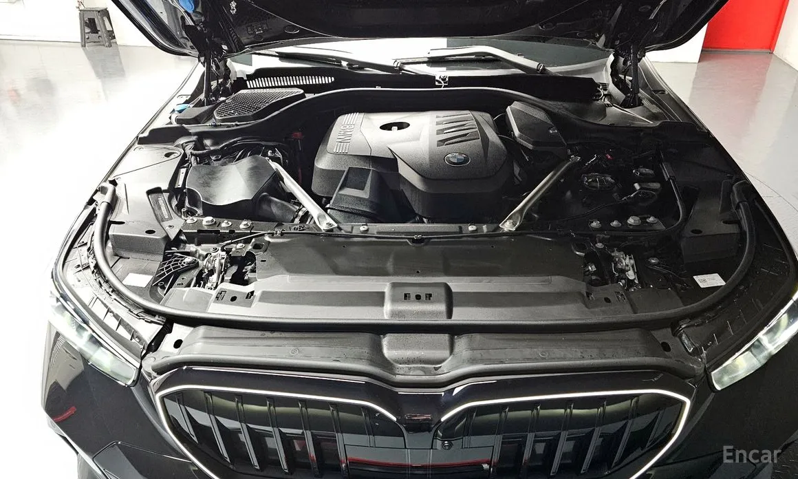 Фото 6 - BMW 5 Series