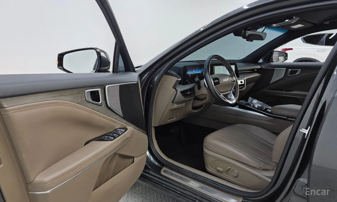 Фото 10 - Kia K8