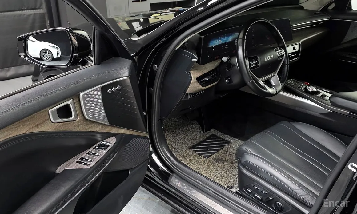 Фото 10 - Kia K8