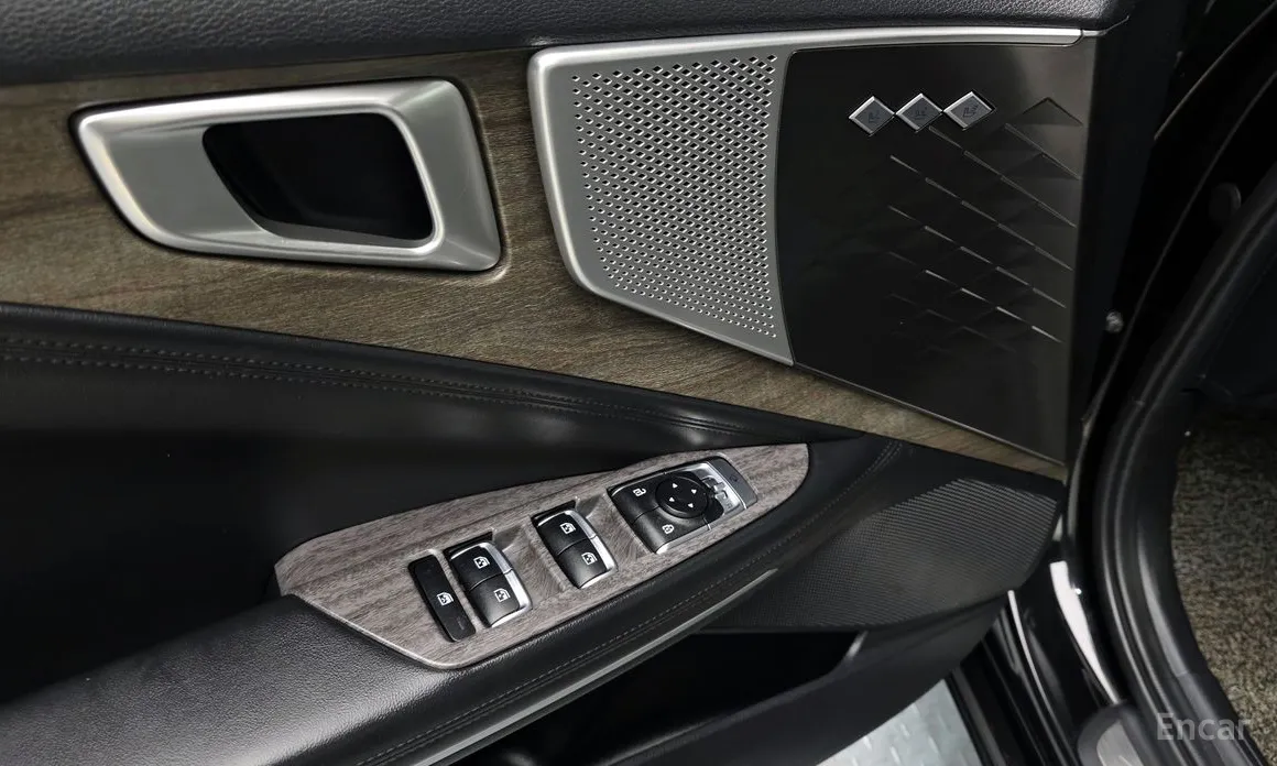 Фото 11 - Kia K8