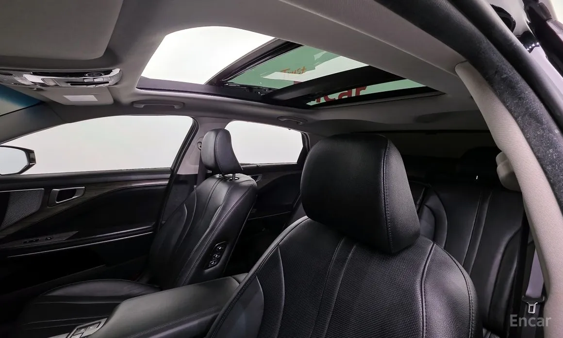 Фото 19 - Kia K8