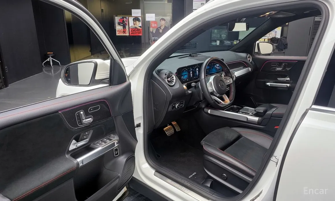 Фото 10 - Mercedes-Benz GLB-Class