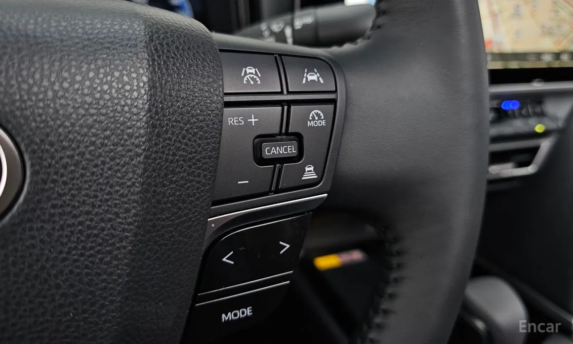 Фото 18 - Toyota Camry