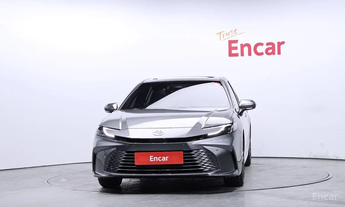 Фото 3 - Toyota Camry