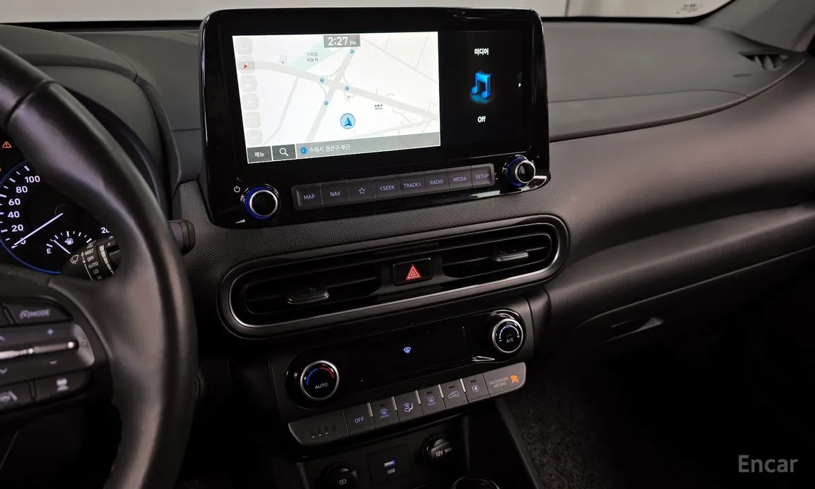 Фото 14 - Hyundai Kona