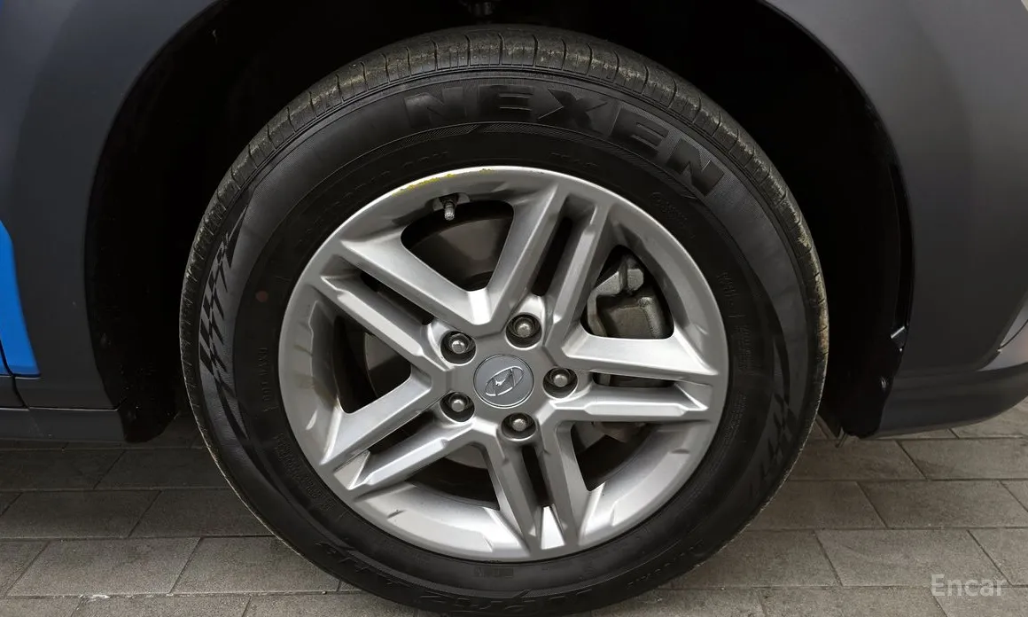 Фото 5 - Hyundai Kona