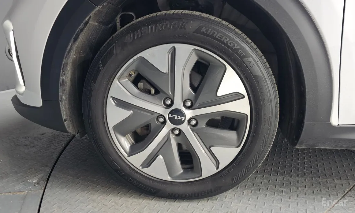 Фото 5 - Kia Niro