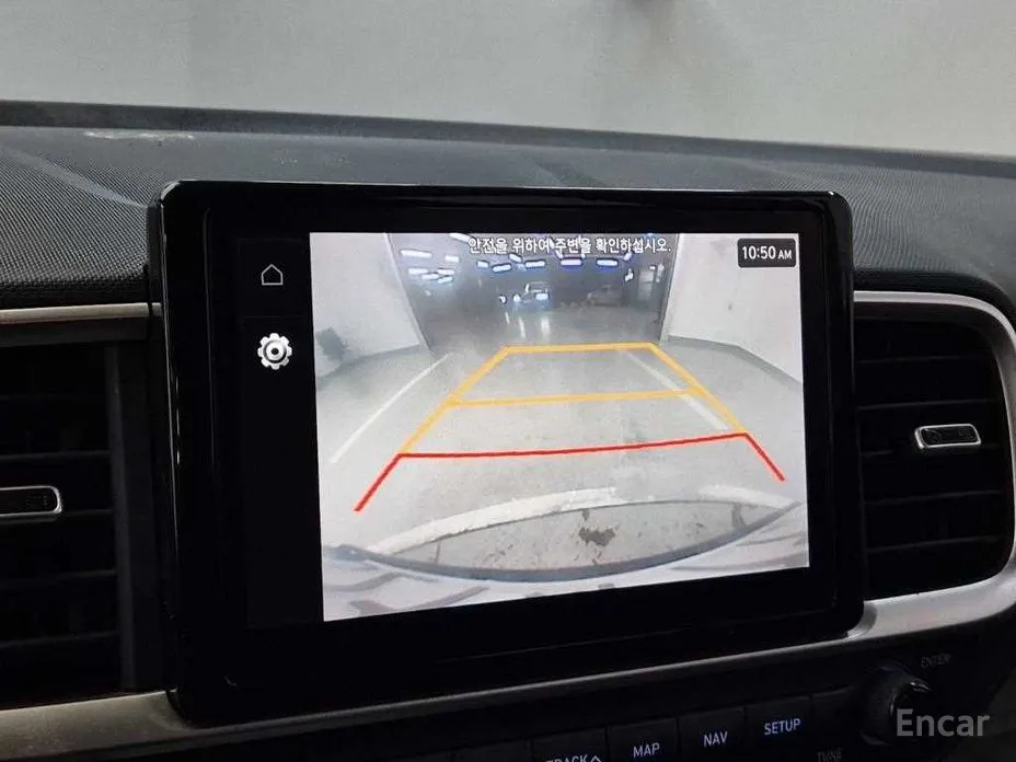 Фото 14 - Hyundai Venue