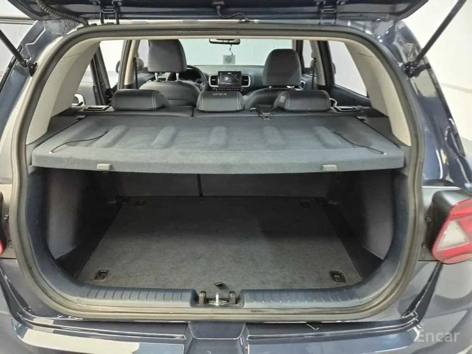 Фото 17 - Hyundai Venue