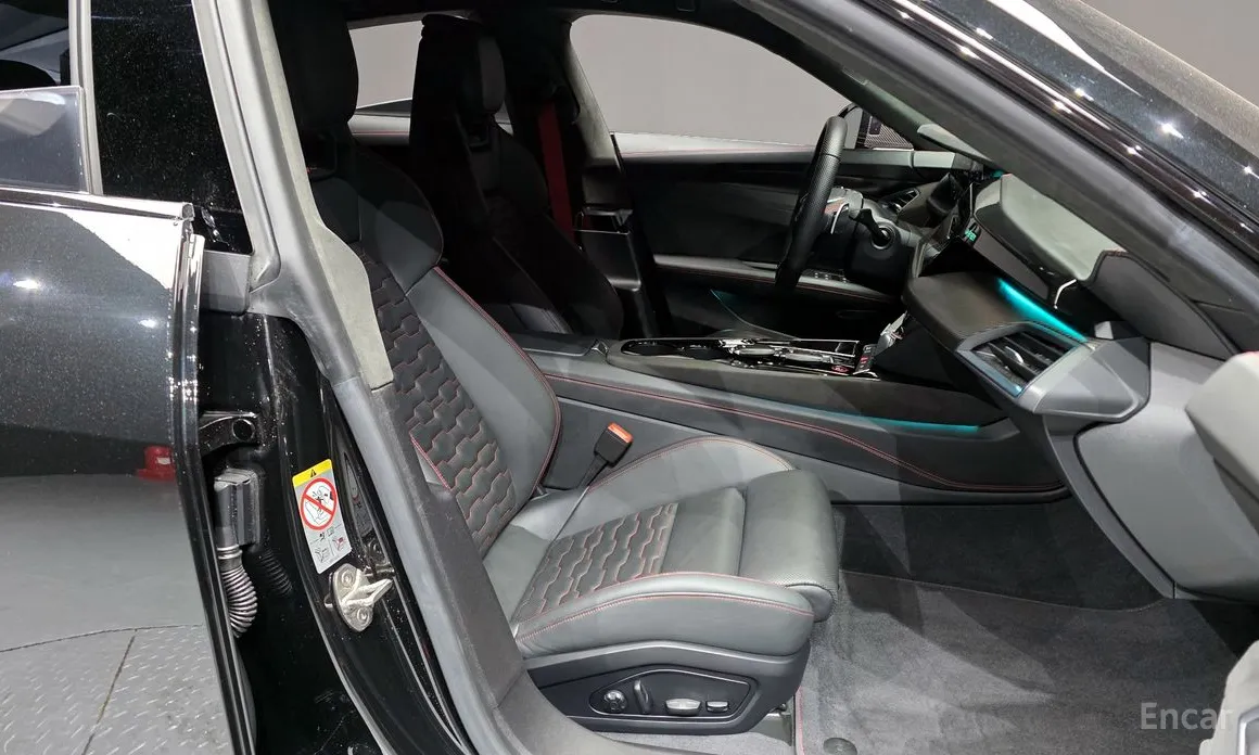 Фото 11 - Audi RS e-tron GT