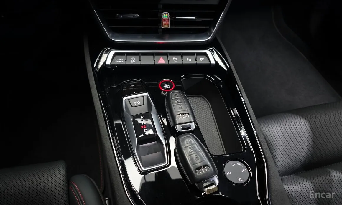 Фото 9 - Audi RS e-tron GT