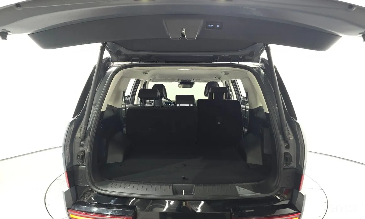 Фото 20 - Hyundai Santa Fe