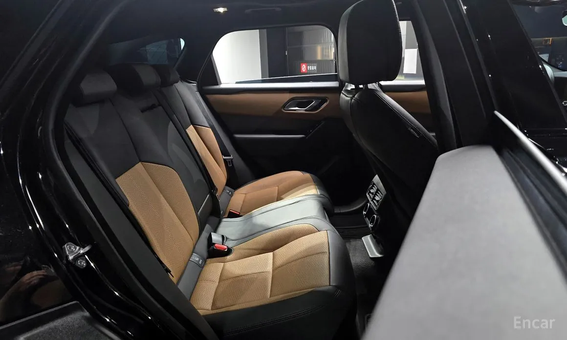 Фото 12 - Land Rover Range Rover Velar