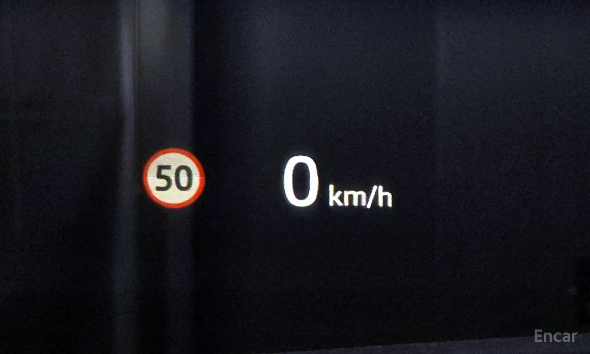 Фото 18 - Land Rover Range Rover Velar