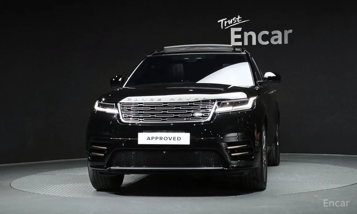 Фото 3 - Land Rover Range Rover Velar