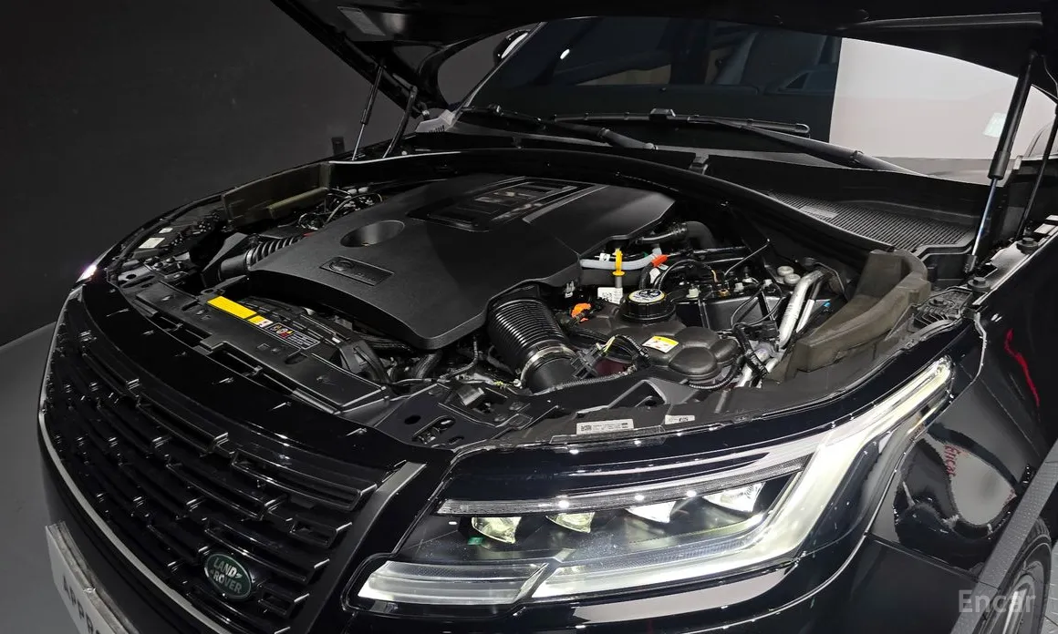 Фото 6 - Land Rover Range Rover Velar