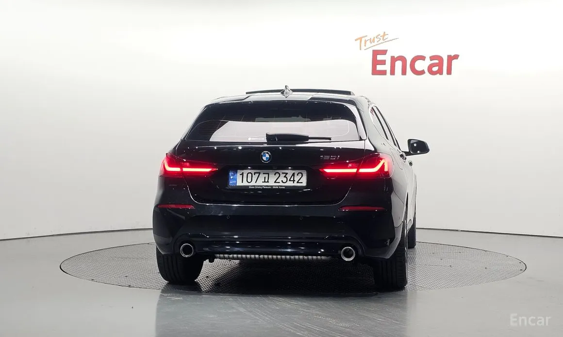 Фото 4 - BMW 1 Series