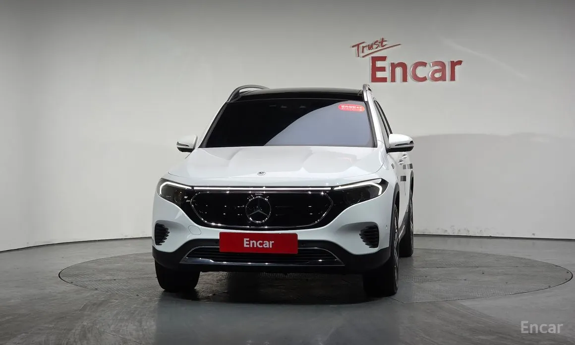 Фото 3 - Mercedes-Benz EQB