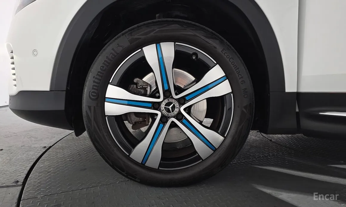 Фото 5 - Mercedes-Benz EQB