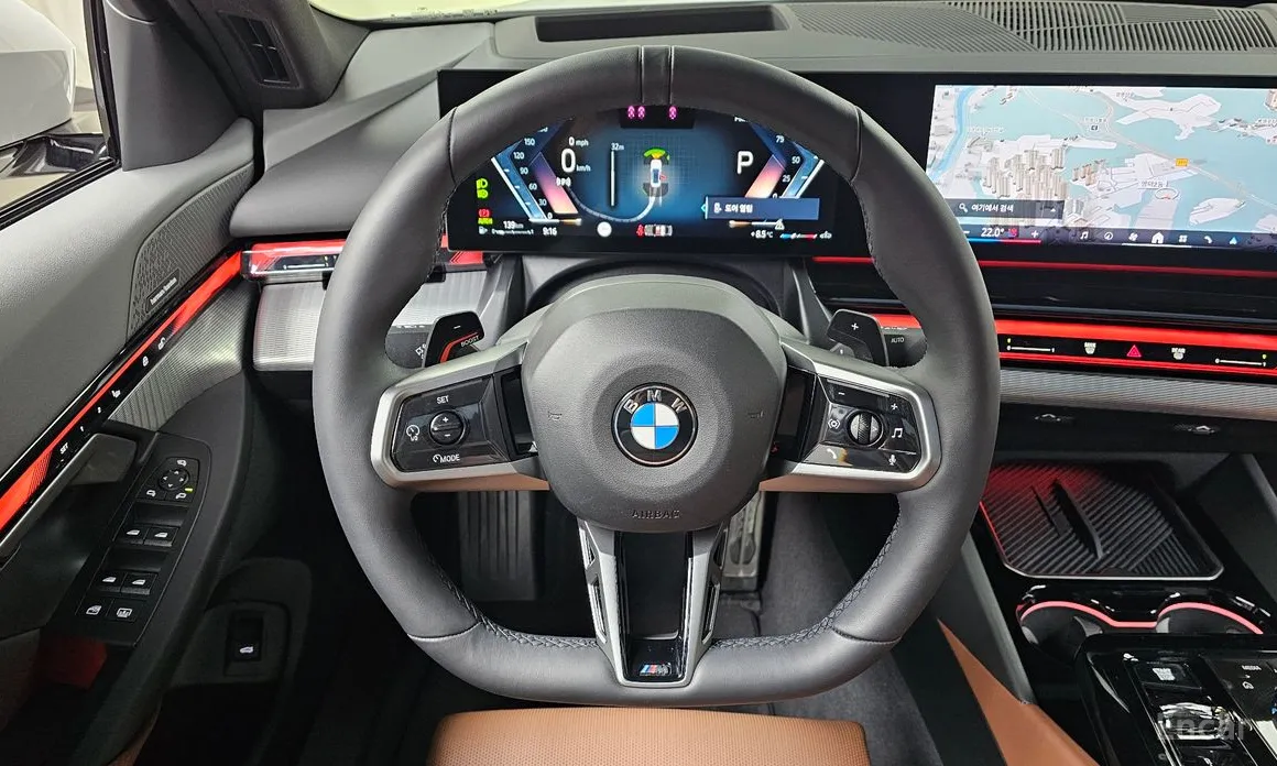 Фото 13 - BMW 5 Series