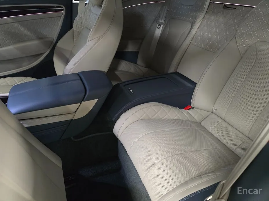 Фото 10 - Bentley Continental GT