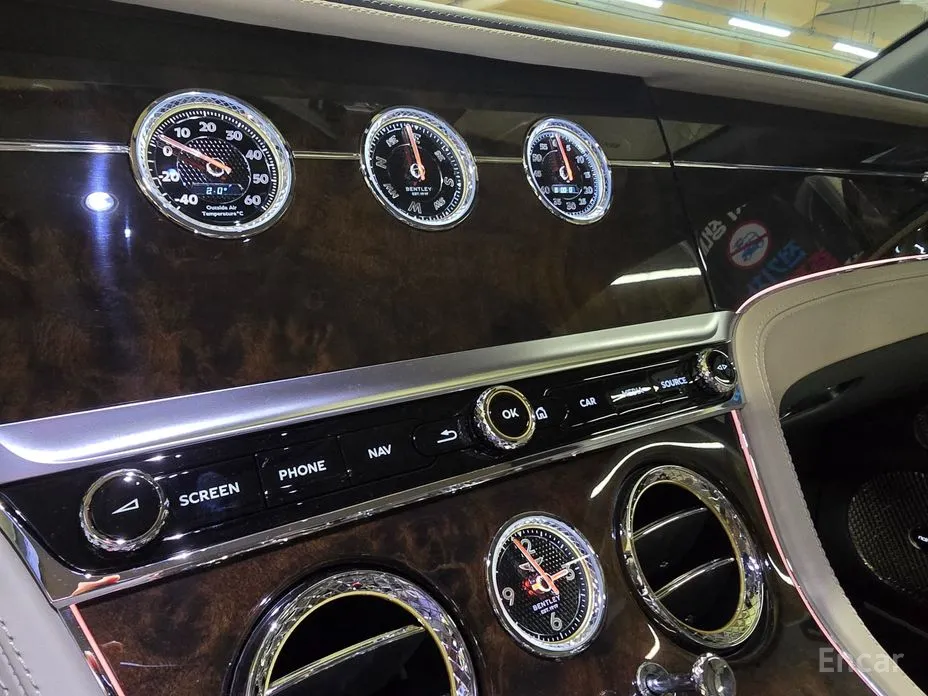 Фото 16 - Bentley Continental GT