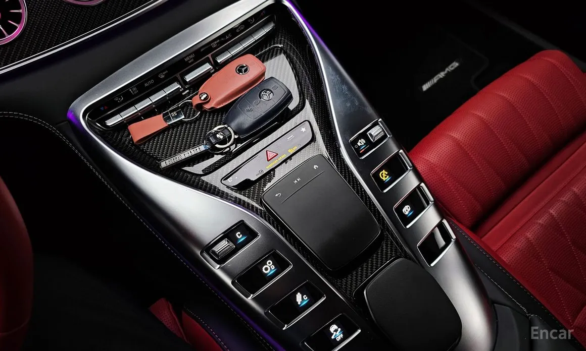 Фото 17 - Mercedes-Benz AMG GT